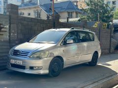 Сүрөт унаа Toyota Avensis Verso