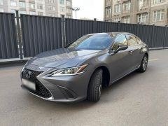 Photo of the vehicle Lexus ES