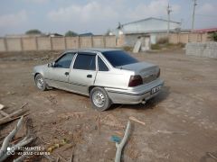 Сүрөт унаа Daewoo Nexia