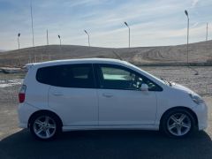 Фото авто Honda Fit