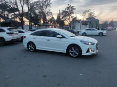 Photo of the vehicle Hyundai Sonata