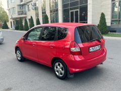 Фото авто Honda Fit