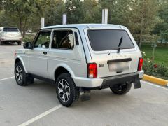 Сүрөт унаа ВАЗ (Lada) 2121 (4x4)