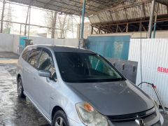 Фото авто Honda Stream