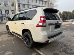 Фото авто Toyota Land Cruiser Prado