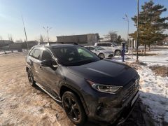 Сүрөт унаа Toyota RAV4