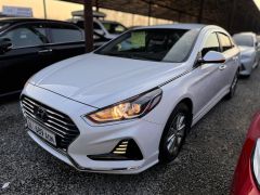 Photo of the vehicle Hyundai Sonata