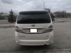 Photo of the vehicle Toyota Vellfire