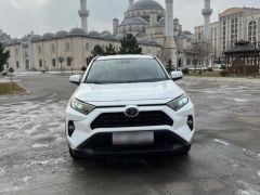 Сүрөт унаа Toyota RAV4