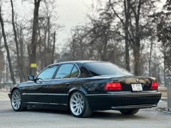 Photo of the vehicle BMW 7 Series