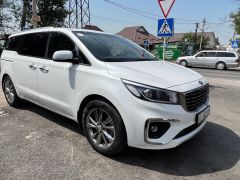 Photo of the vehicle Kia Carnival