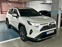 Photo of the vehicle Toyota RAV4