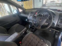 Photo of the vehicle Honda Fit