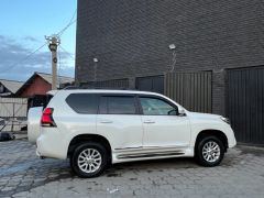 Фото авто Toyota Land Cruiser Prado