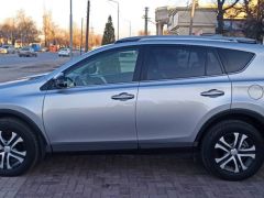 Сүрөт унаа Toyota RAV4