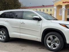 Фото авто Toyota Highlander