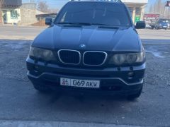 Photo of the vehicle BMW X5