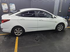 Сүрөт унаа Hyundai Solaris