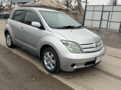 Фото авто Toyota Ist