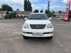 Photo of the vehicle Lexus GX