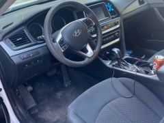 Photo of the vehicle Hyundai Sonata