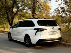 Сүрөт унаа Toyota Sienna