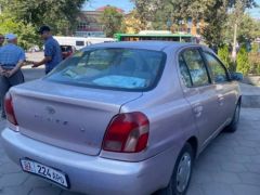 Сүрөт унаа Toyota Platz