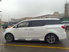 Фото авто Kia Carnival