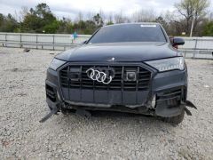 Сүрөт унаа Audi Q7