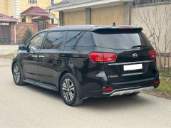 Photo of the vehicle Kia Carnival