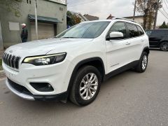 Фото авто Jeep Cherokee