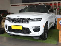 Сүрөт унаа Jeep Grand Cherokee