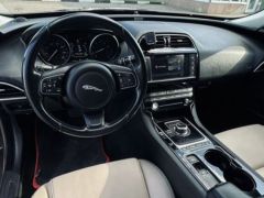 Photo of the vehicle Jaguar XE