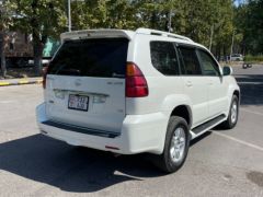 Photo of the vehicle Lexus GX