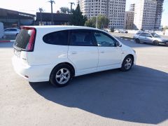 Сүрөт унаа Honda Stream