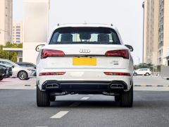 Photo of the vehicle Audi Q5