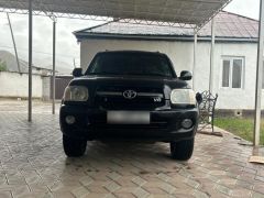 Сүрөт унаа Toyota Sequoia