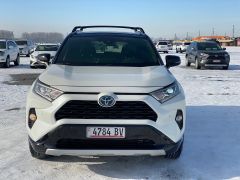 Сүрөт унаа Toyota RAV4