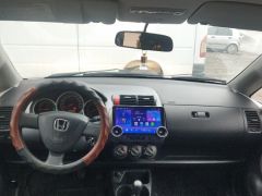 Сүрөт унаа Honda Jazz