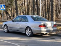 Photo of the vehicle Mercedes-Benz E-Класс