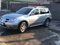 Сүрөт унаа Mitsubishi Outlander