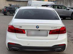 Photo of the vehicle BMW 5 Series