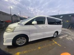 Сүрөт унаа Toyota Alphard