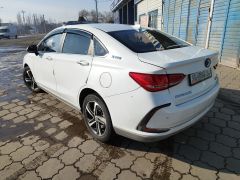 Фото авто BAIC EU5