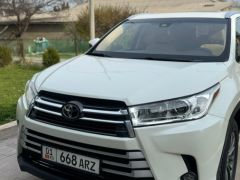 Сүрөт унаа Toyota Highlander