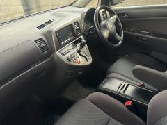 Photo of the vehicle Toyota Wish