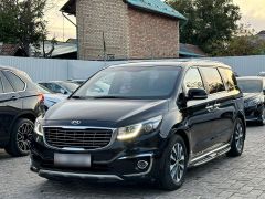 Фото авто Kia Carnival