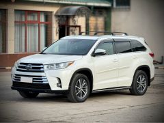 Photo of the vehicle Toyota Highlander