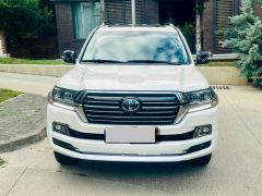 Сүрөт унаа Toyota Land Cruiser