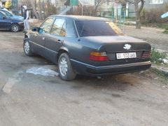 Photo of the vehicle Mercedes-Benz W124